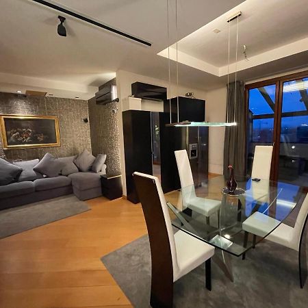 ボローニャAttico Con Vista Spettacolare E Jacuzziアパートメント エクステリア 写真
