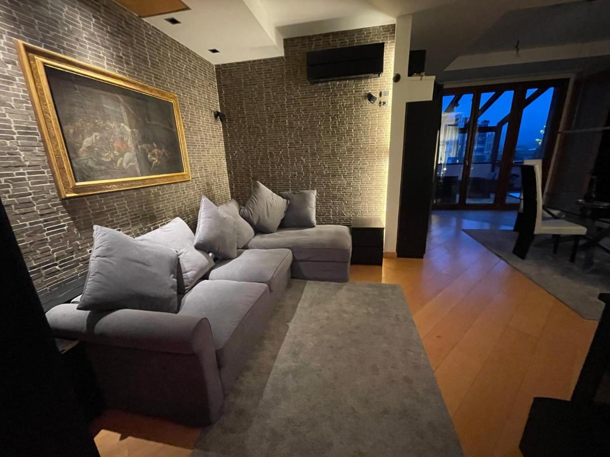 ボローニャAttico Con Vista Spettacolare E Jacuzziアパートメント エクステリア 写真